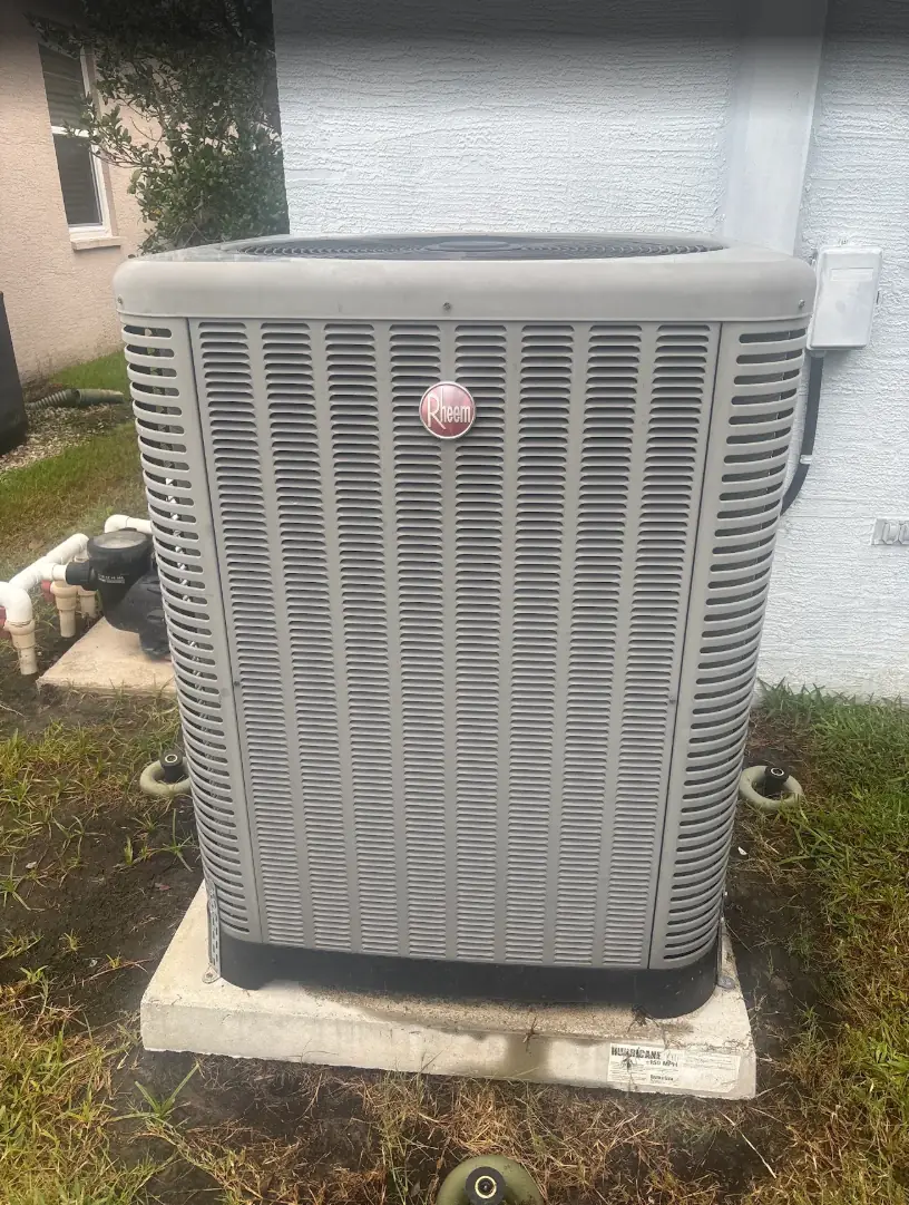 Second photo of the Rheem condenser on Tracy Philippi's review